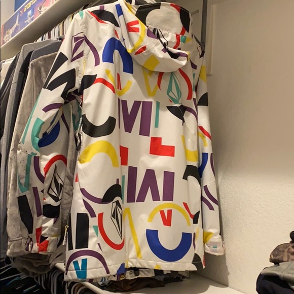 Volcom snowboarding jacket - Picture 5 of 7